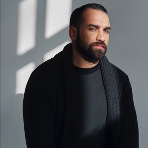 Meet your Posher, Riad